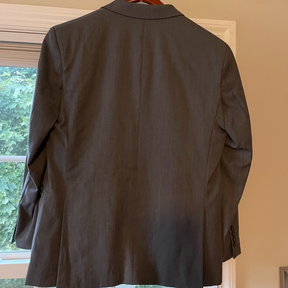 Egara Gray Men’s Suit Jacket & Pants - Picture 1 of 6